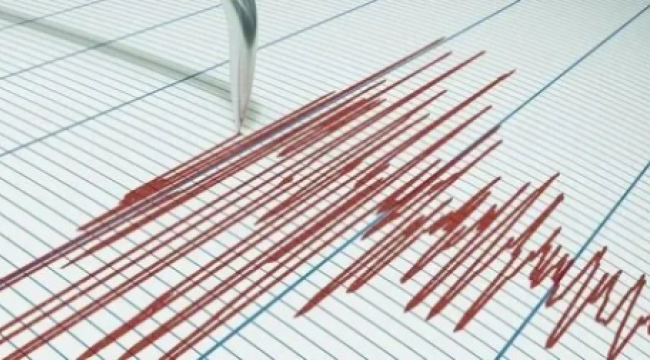 Antalya'da peş peşe deprem