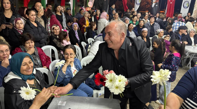 Başkan Cem Yalvaç romanlar günü kutladı