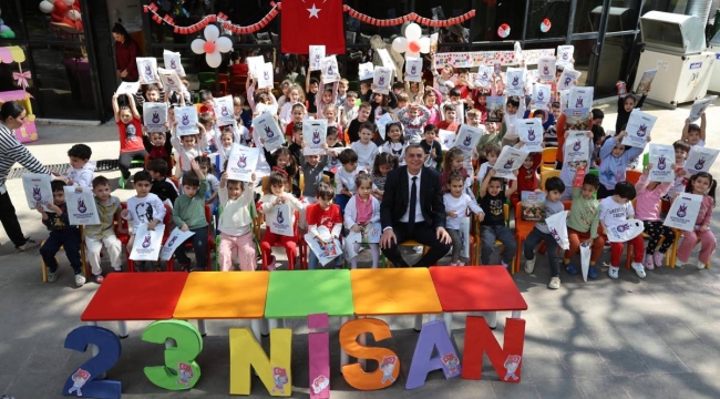 Başkan Şimşek çocukların sevincine ortak oldu