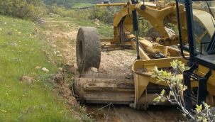  Bozulan arazi yolları yeniden ulaşıma açıldı