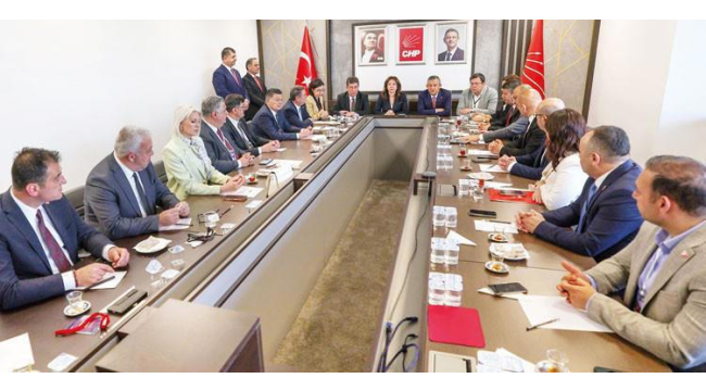 CHP'de başkanlar zirvesi yapıldı.'ihbar sandığı' kurulacak