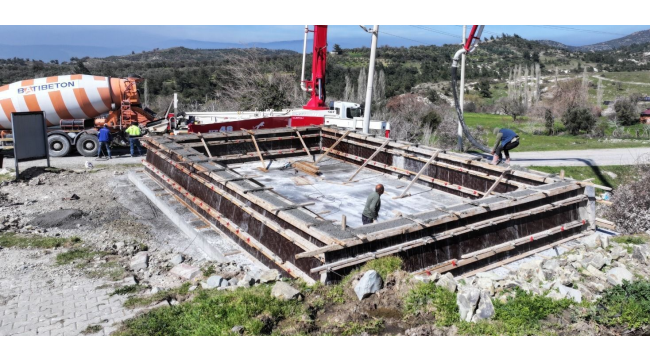 Çiftçiler istedi büyükşehir modern betonarme sulama havuz inşa etti