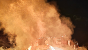 Demirci'de kokutan yangın