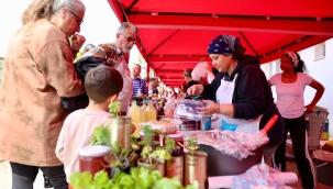 Eşsiz lezzetleri ve kültürel zenginlikler katılımcılardan büyük ilgi görüyor.