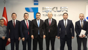 Görüşmede yardımcı eczacı istihdamı masaya yatırıldı