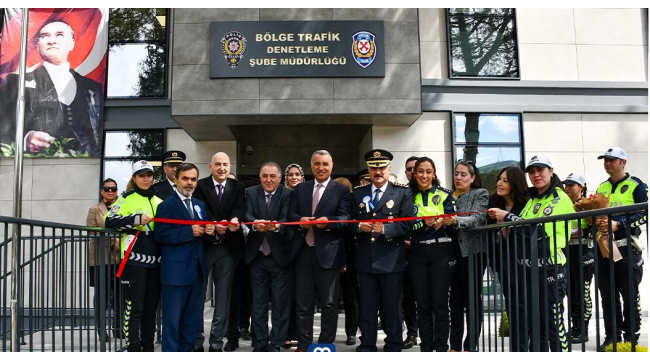 Hizmet binası açılışı düzenlenen törenle açıldı