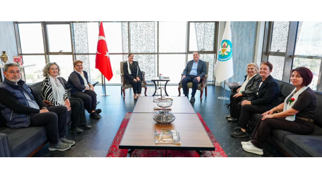 Kadın kooperatif yönetimi başkan Dutlulu'yu ziyaret etti