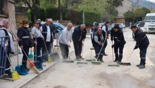 Kentsel dönüşüm yapılan 3 mahallede temizlik başladı