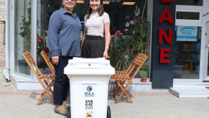 Kula'da eczanelere atık ilaç toplama kutuları yerleştirildi