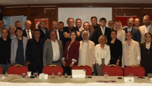 "Ortak Akıl- Güçlü Şehir" çalıştayında konuşan başkan Kılınç'kentin ihtiyacı ortak birlik duygusu''