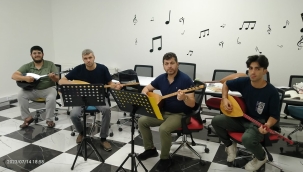 Piyano, bağlama, keman ve gitar kursları başlıyor