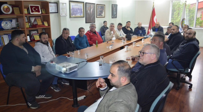 Salihli ticaret borsasında canlı hayvan üreticileri ve kasaplar toplantısı