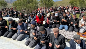 Sarıgöl Kızılçukur mahalle halkı yağmur duasına çıktı