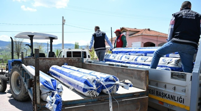 Seraları zarar gören 4 ilçede 23 üreticiye belediye yardımı