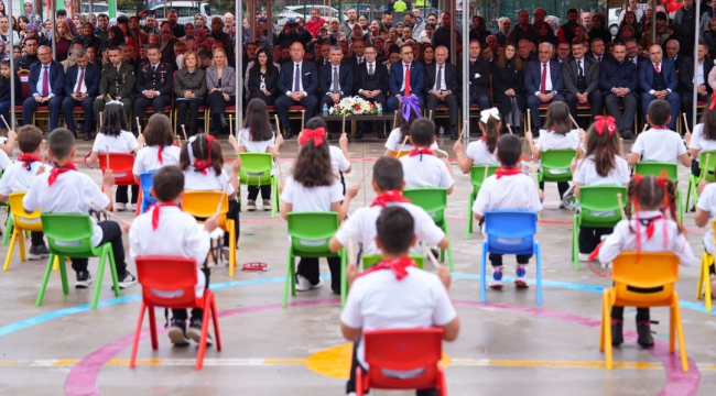 Soma'da çocukların muhteşem 23 nisan gösterileri büyük alkış aldı