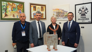 "Tarhala/Darkale -Karanlıktan Işığa" karma sergi açıldı