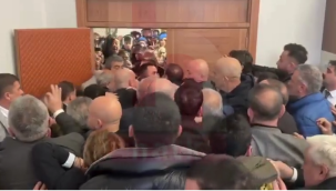 Zonguldak il genel meclisi seçiminde ortalık karıştı! CHP nöbete geçti