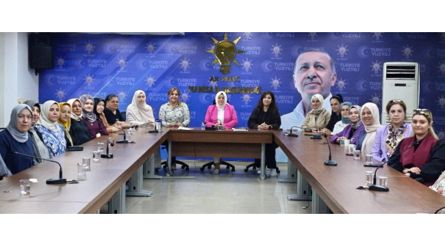 AKP kadın kolları ilçe başkanları toplantısı