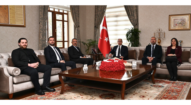 AOSB yeni yönetimi vali Özkan'ı ziyaret etti