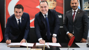 Büyükşehir belediye başkanı çalışanları sevindiren imzayı attı