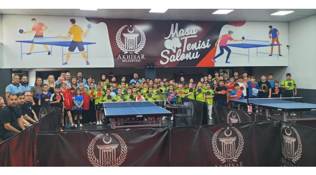 Dereceye giren sporcular ödüllerini aldı