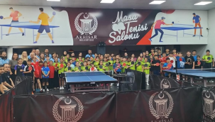 Dereceye giren sporcular ödüllerini aldı