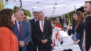 İş insanları,öğrenciler sektör buluşmasında bir araya geldi
