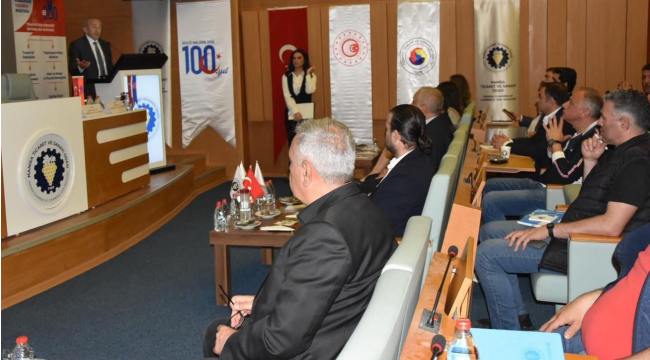 İş insanlarına satın alma ve tedarikçi bilgilendirme toplantısı