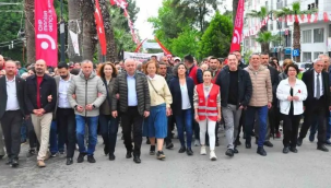 Manisa'da 1 mayıs çoşkuyla kutlandı