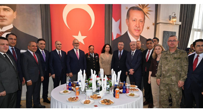 Manisa'da bayramlaşma