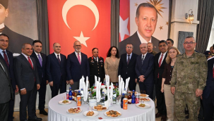 Manisa'da bayramlaşma