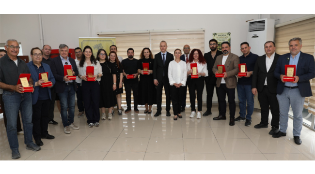 Manisa zeytinyağı tadım yarışmasında 17 firma altın aldı