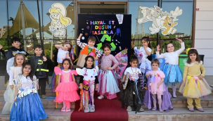 minik öğrencileri "Sıfır Atık Projesi" temalı defilesi büyük ilgi gördü