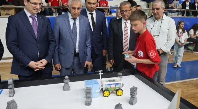 Salihli'de ulusal robot Yarışması