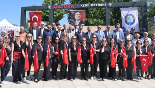 Salihlili kadın girişimciler kentte bayram havası estirdi