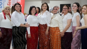 Şalvar gecesinden renkli görüntüler