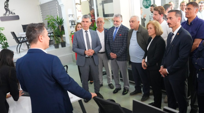 Soma kariyer merkezi açıldı