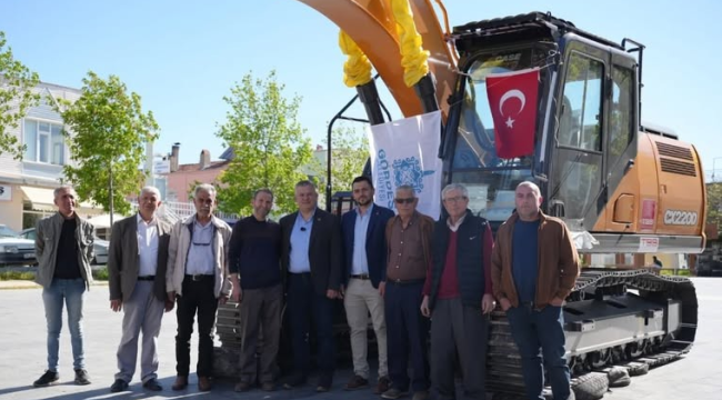 TBB'den hibe edilen ekskavatör Gördes araç filosuna katıldı