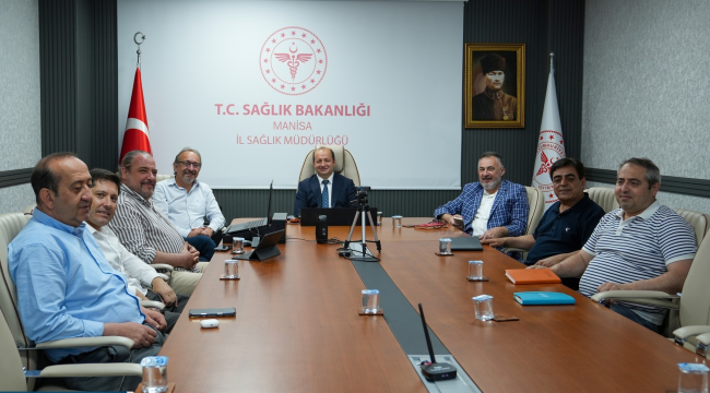 81 il sağlık yöneticilerinin katıldığı video konferans toplantısı