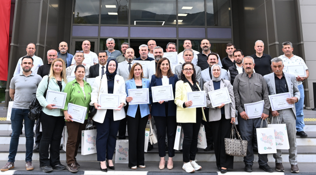 Akademi eğitimine katılan 29 muhtar katılım belgeleri aldı