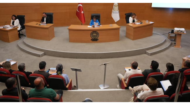 Akhisar belediye meclisinde CHP- MHP işbirliği