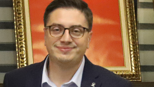 AKP ilçe başkanı Sözcüer,Çiğli ana jet üssü ve hava okul komutanlığı Akhisar'a taşınacağını açıkladı
