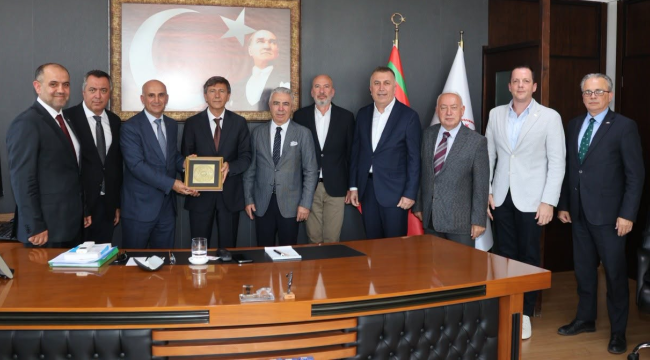 Başkan Ferhat Şen'den hayvan yemi kaçak ve kalitesiz 'kıyma üzüm'ithalatın önüne geçilmesi çağrısı