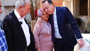 Başkanı Besim Dutlulu,Salihli'de şiddetli yağışlar etkilenen vatandaşları ziyaret