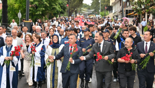 Demirci'de mezuniyet coşkusu yaşandı