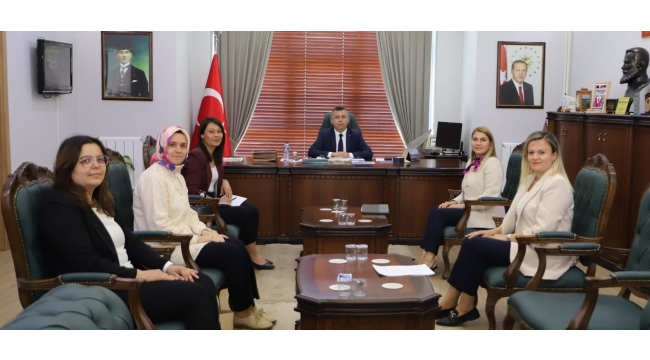 Demirci kadın girişimciler kurulu üyeleri kaymakamdan destek istedi