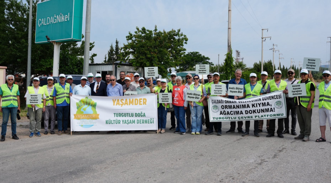 Eyleme  belediye başkanı Çetin Akın'da katıldı