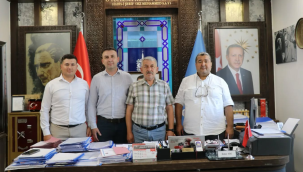 Gördes belediyesi 4 çöp kamyonu ile araç filosunu güçlendirdi