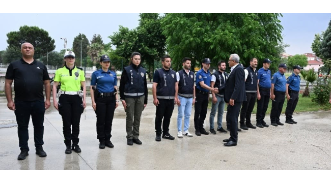 İl emniyet müdür KARAYEL Demirci ,Köprübaşı, ve Gördes ilçe emniyet müdürlüklerini ziyaret etti.