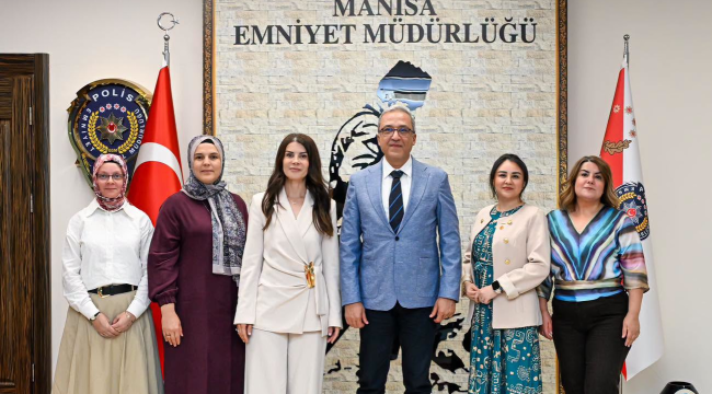 KADEM Manisa yönetimi müdür Karayel'i ziyaret etti